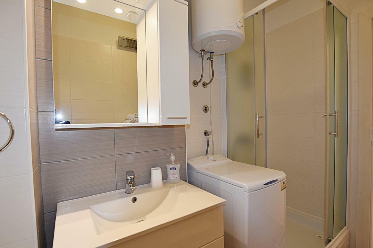 Marine Apartment Sukosan Exterior photo